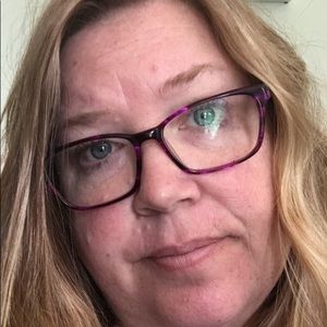 Meet your Posher, Pamela